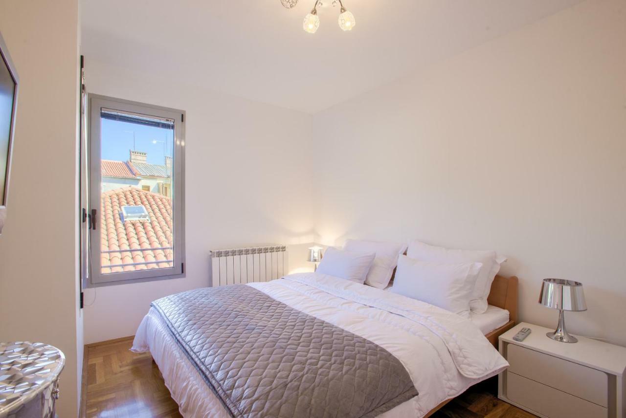 Apartment San Rocco Center Pula Exterior foto